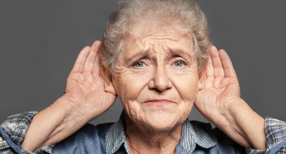 Disturbi uditivi e terza età: un problema da non sottovalutare